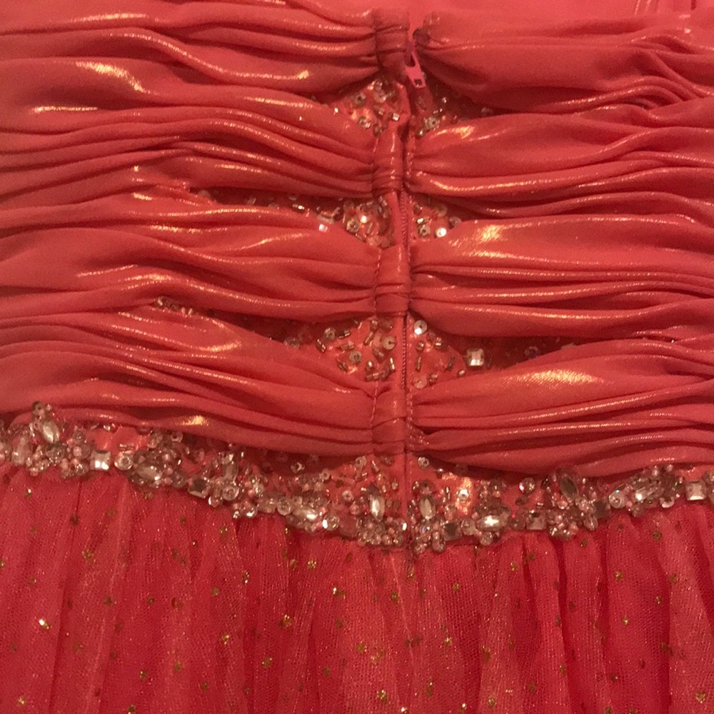 Beautiful Pink Girls formal Gown - Picture 5 of 8